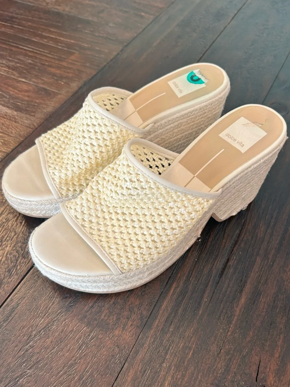 Dolce Vita Women's Saydie Cream Raffia Slip-On Wedge Platform Sandals - Picture 5 of 5